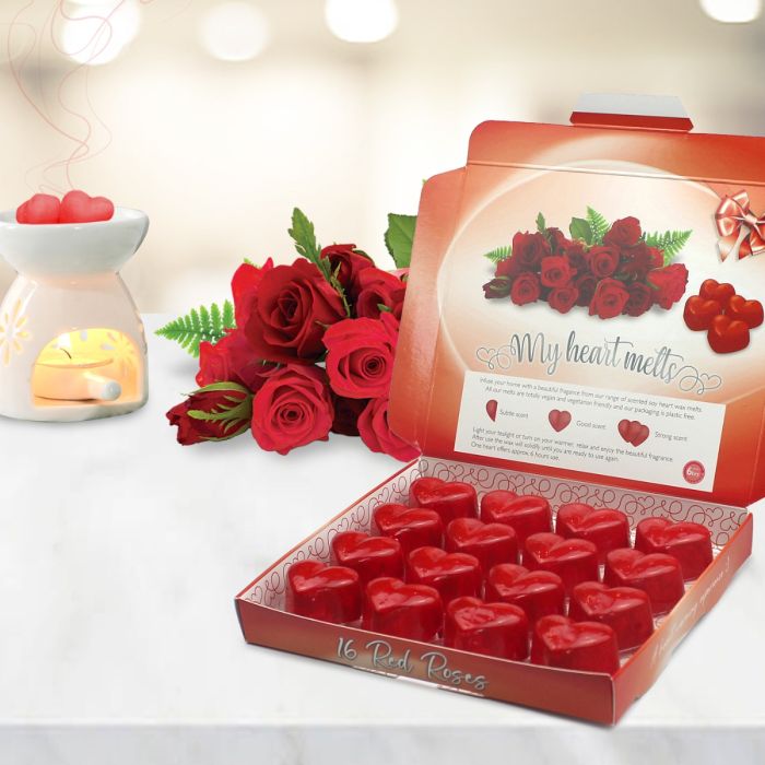 16 Red Roses Wax Melts: 16 x 5 g Heart Shaped Valentines Gifts for Her or Him in a Presentable Gift Box, Vegan Friendly, Romantic Anniversary Presents, Valentine Candle Alternative, Use as Valentines Decorations